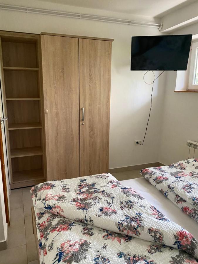 Apartments Erhart Ровінь Екстер'єр фото